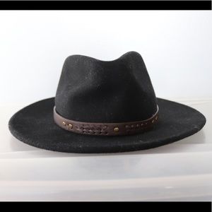 Forever 21 Wide Brimmed Fedora | NWT | One Size | Black